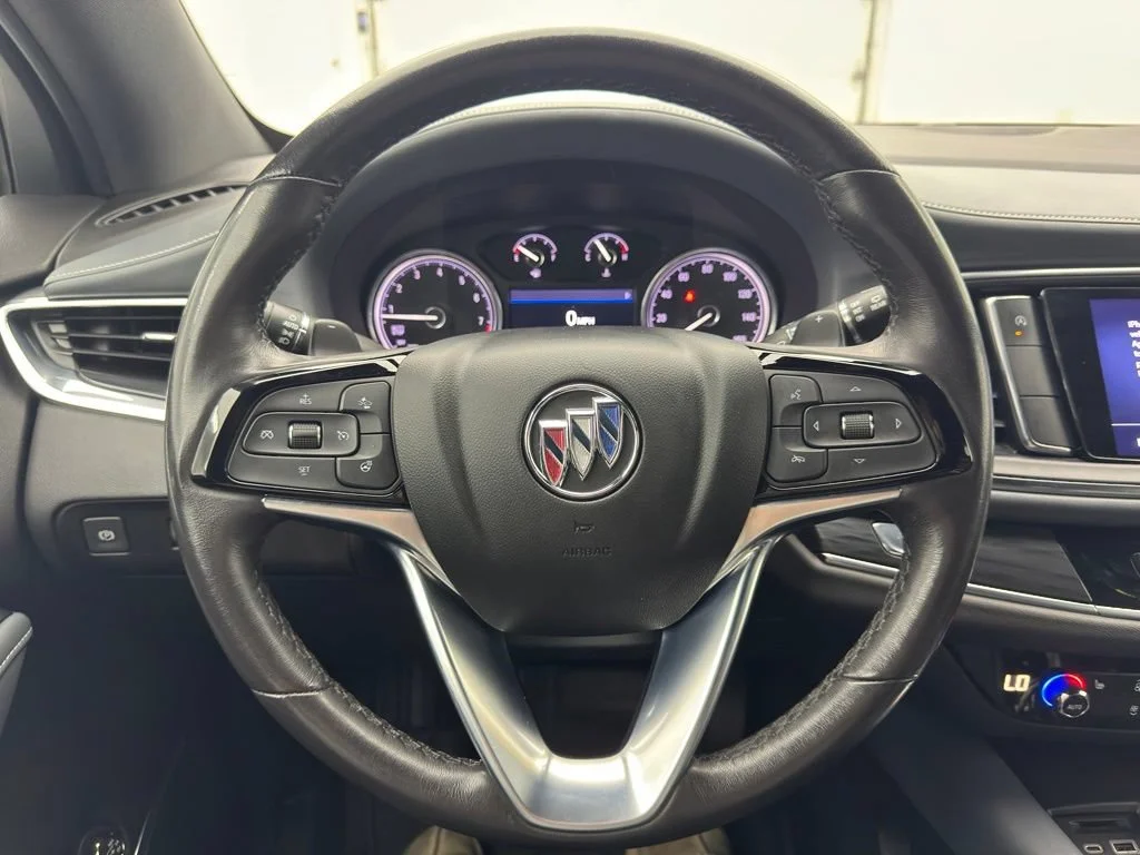 Used 2023 Summit White Buick Essence image 18