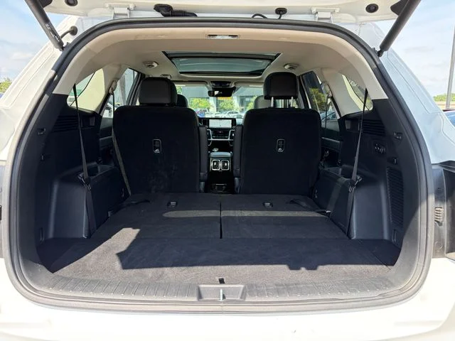 Certified Used 2023 White Kia SX image 25