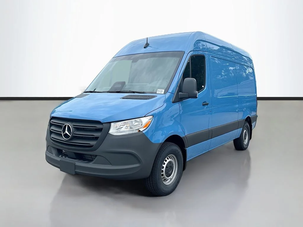 New 2026  Mercedes-Benz Cargo 144 WB image 10