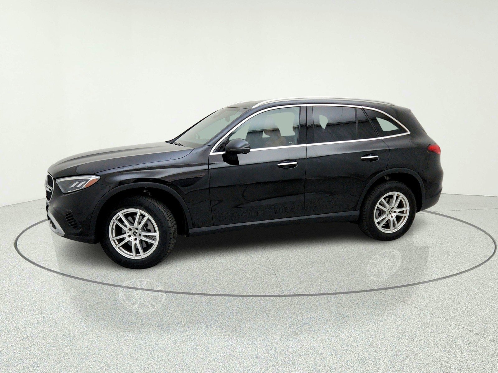 Certified Used 2023 Black Mercedes-Benz GLC 300 image 15