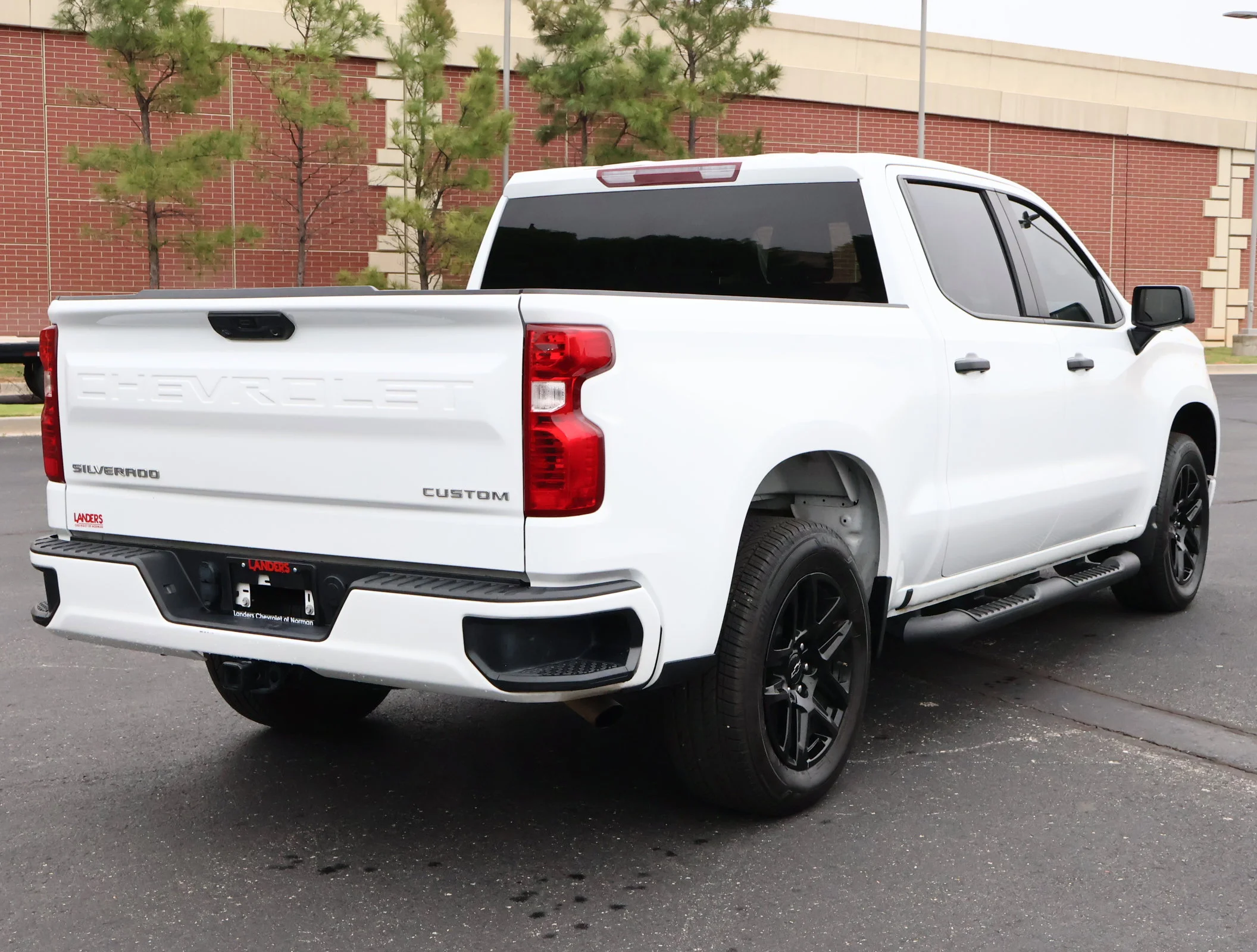 Used 2024 Summit White Chevrolet Custom image 27