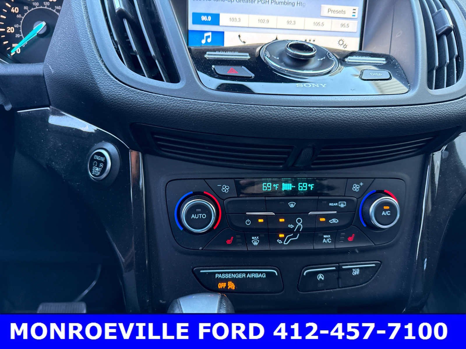 Used 2017 Ruby Red Metallic Tinted Clearcoat Ford Titanium image 22
