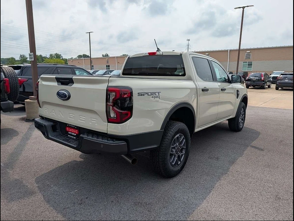 New 2026 Desert Sand Ford XLT image 3