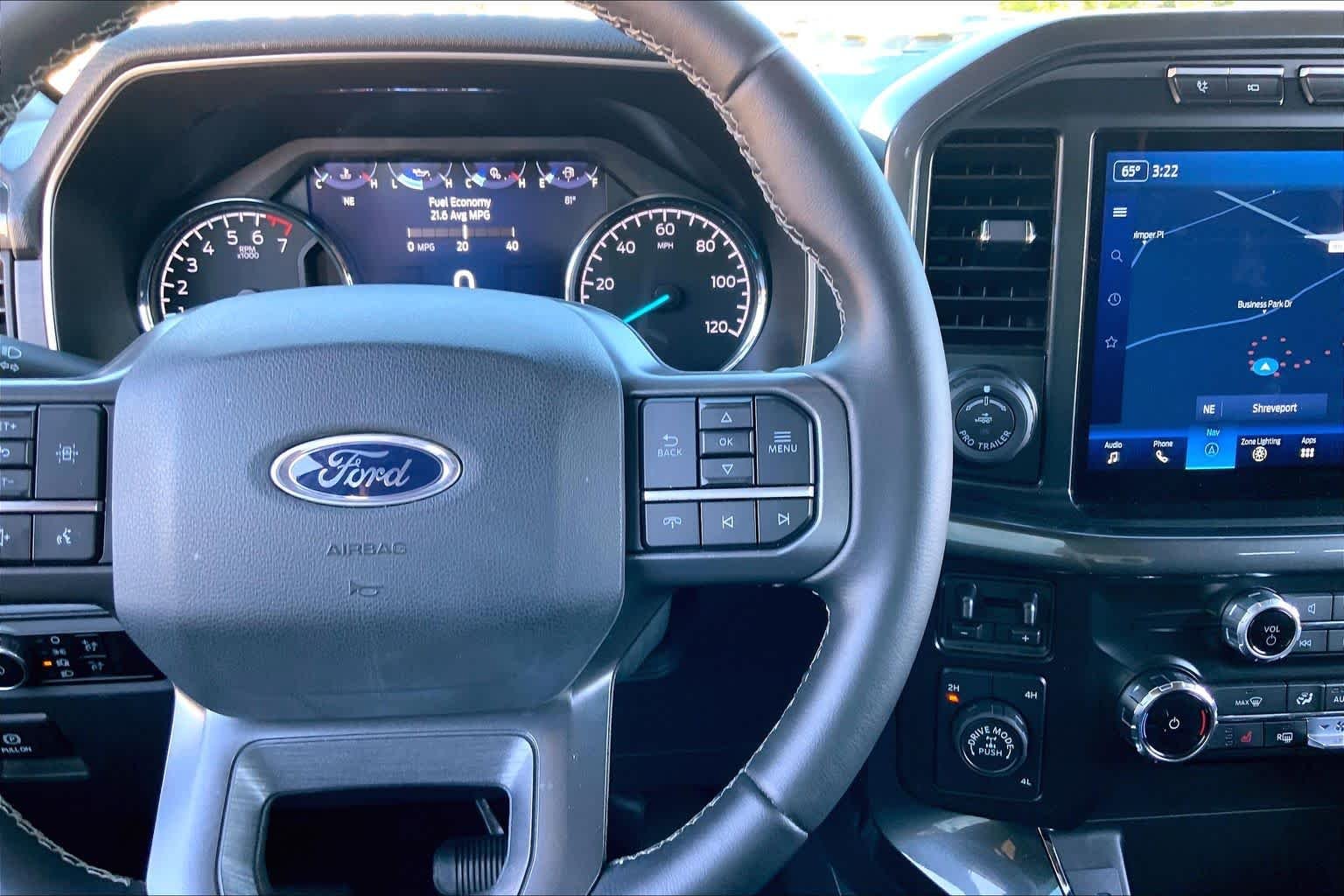 Used 2023 Agate Black Metallic Ford XLT image 24