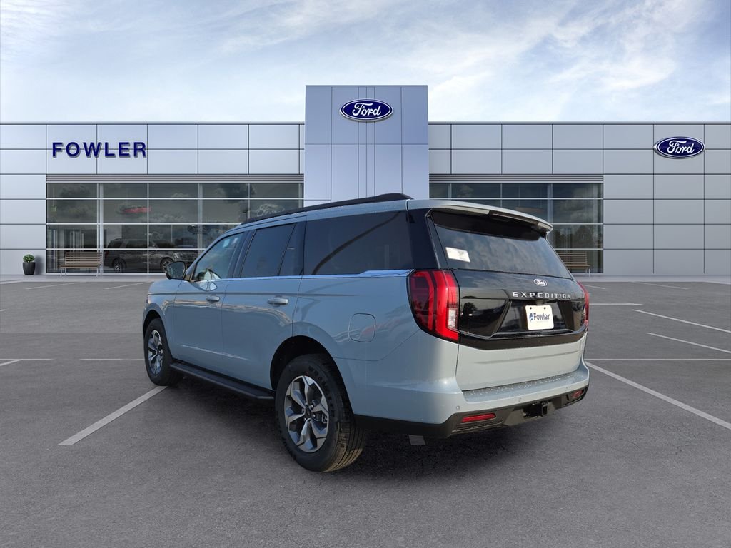 New 2027 Glacier Gray Metallic Tri-Coat Ford Active image 7