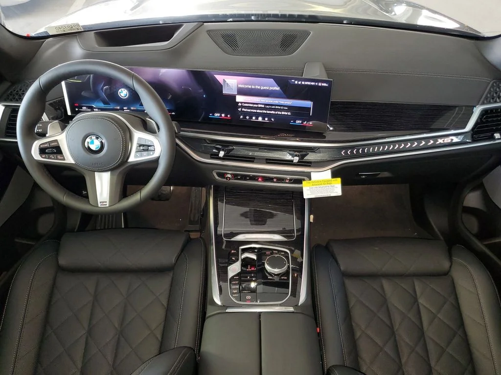 New 2026 Manhattan Green Metallic BMW xDrive40i image 13