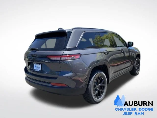New 2026 Baltic Gray Metallic Clear-Coat Exterior Paint Jeep Laredo image 7