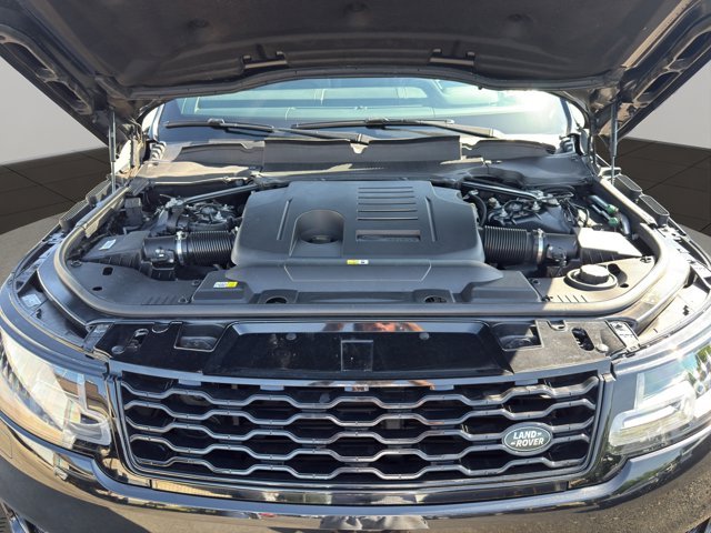 Used 2022 Black Land Rover HSE Silver Edition image 22