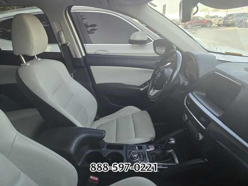 Used 2016 WHITE MAZDA Grand Touring image 9