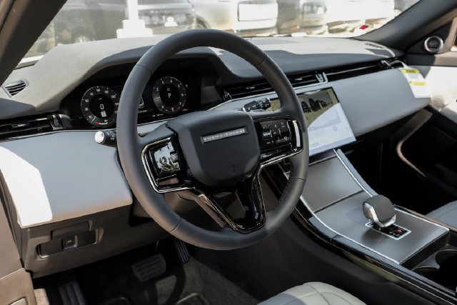 New 2026 Santorini Black Land Rover S image 3