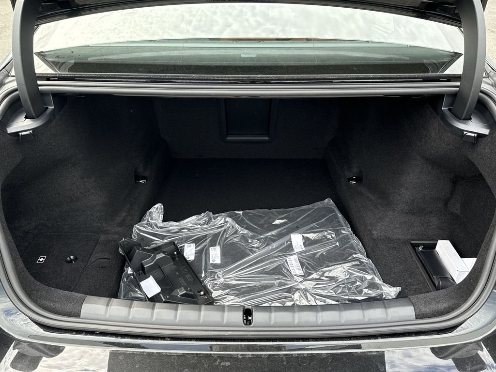 New 2026 Black BMW 760i xDrive image 24