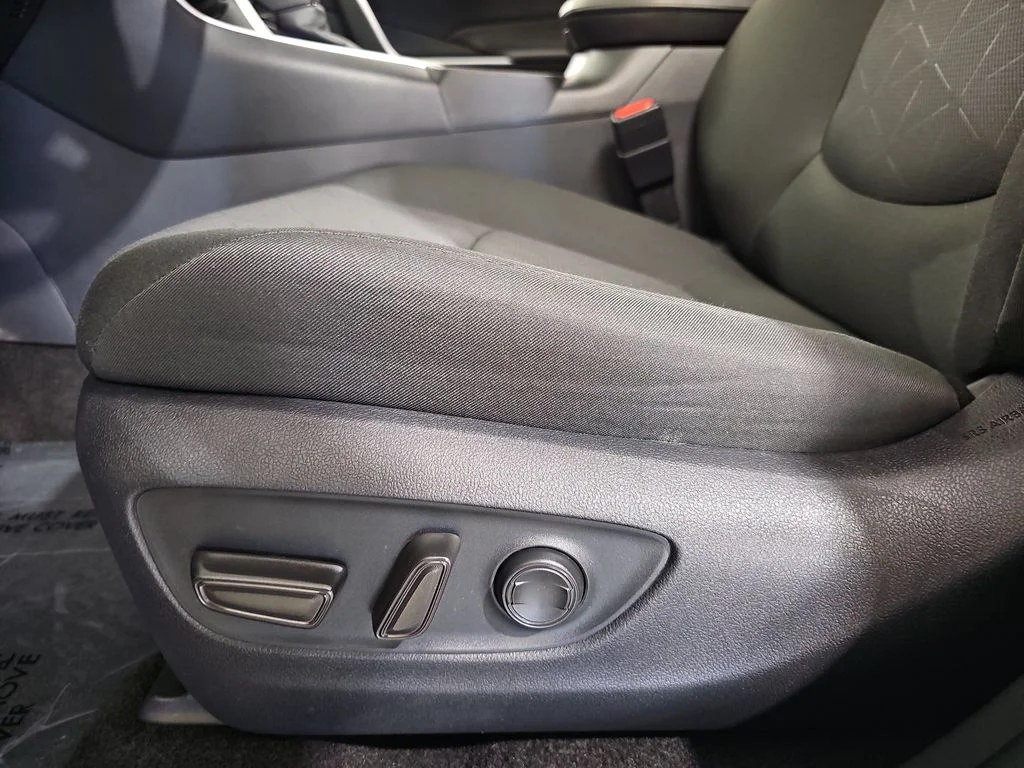 Used 2025 Silver Toyota XLE image 30