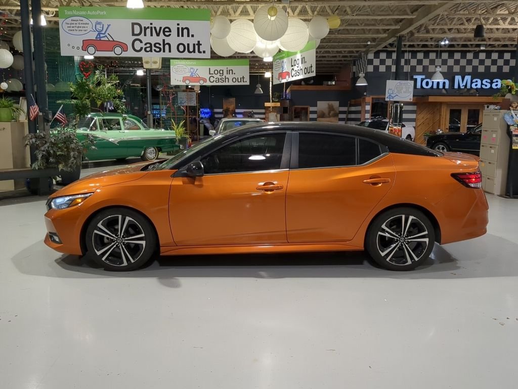 Used 2020 Orange Nissan SR image 11