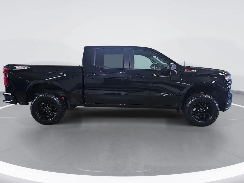 Certified Used 2020 Black Chevrolet LT Trail Boss image 2