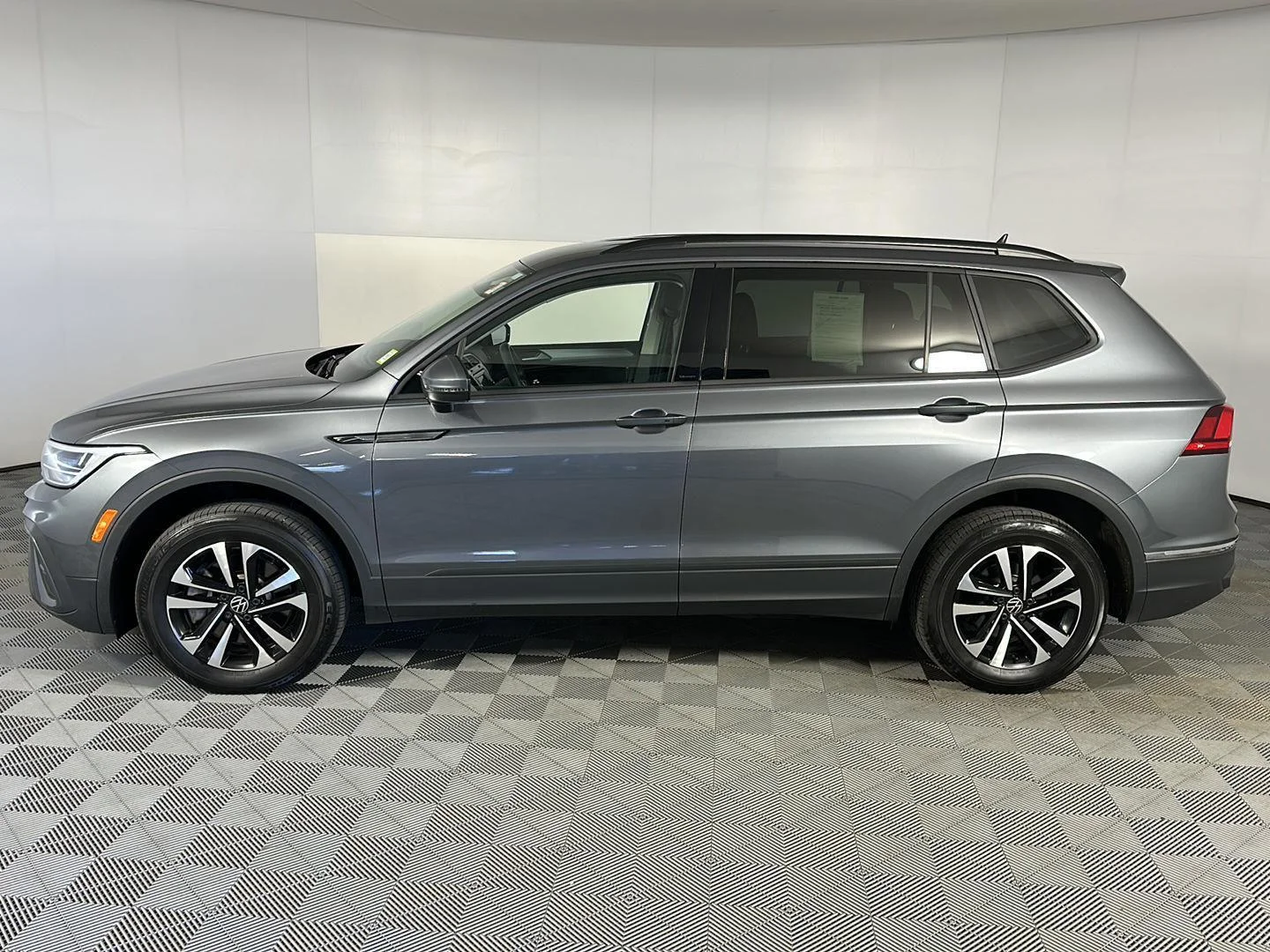Used 2024 Platinum Gray Metallic Volkswagen S image 6