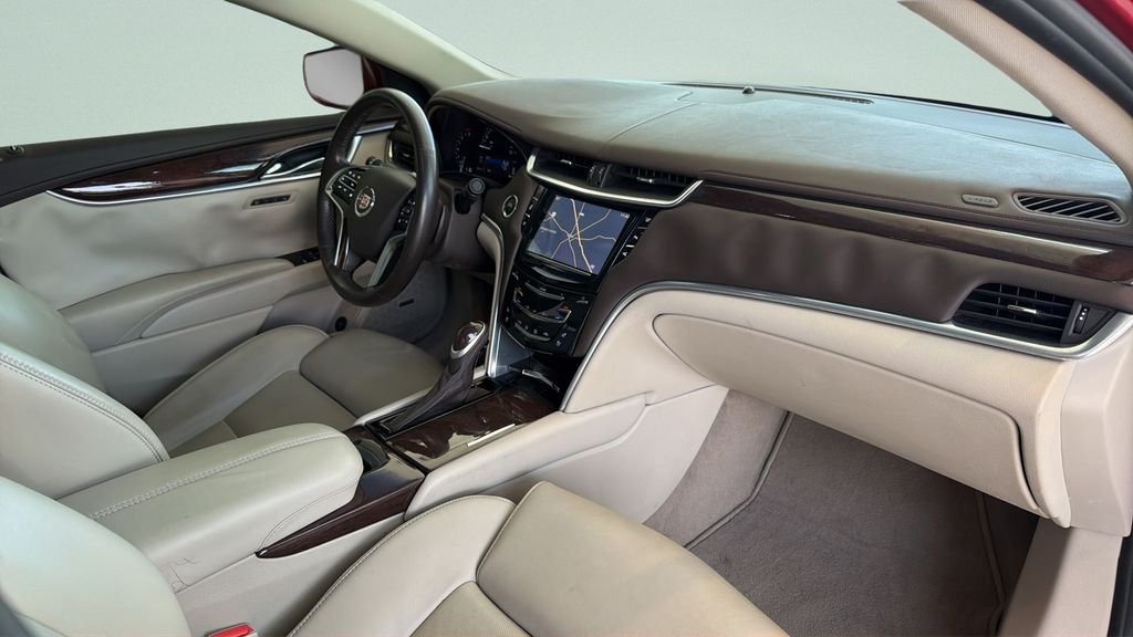 Used 2014 Red Cadillac Luxury image 29