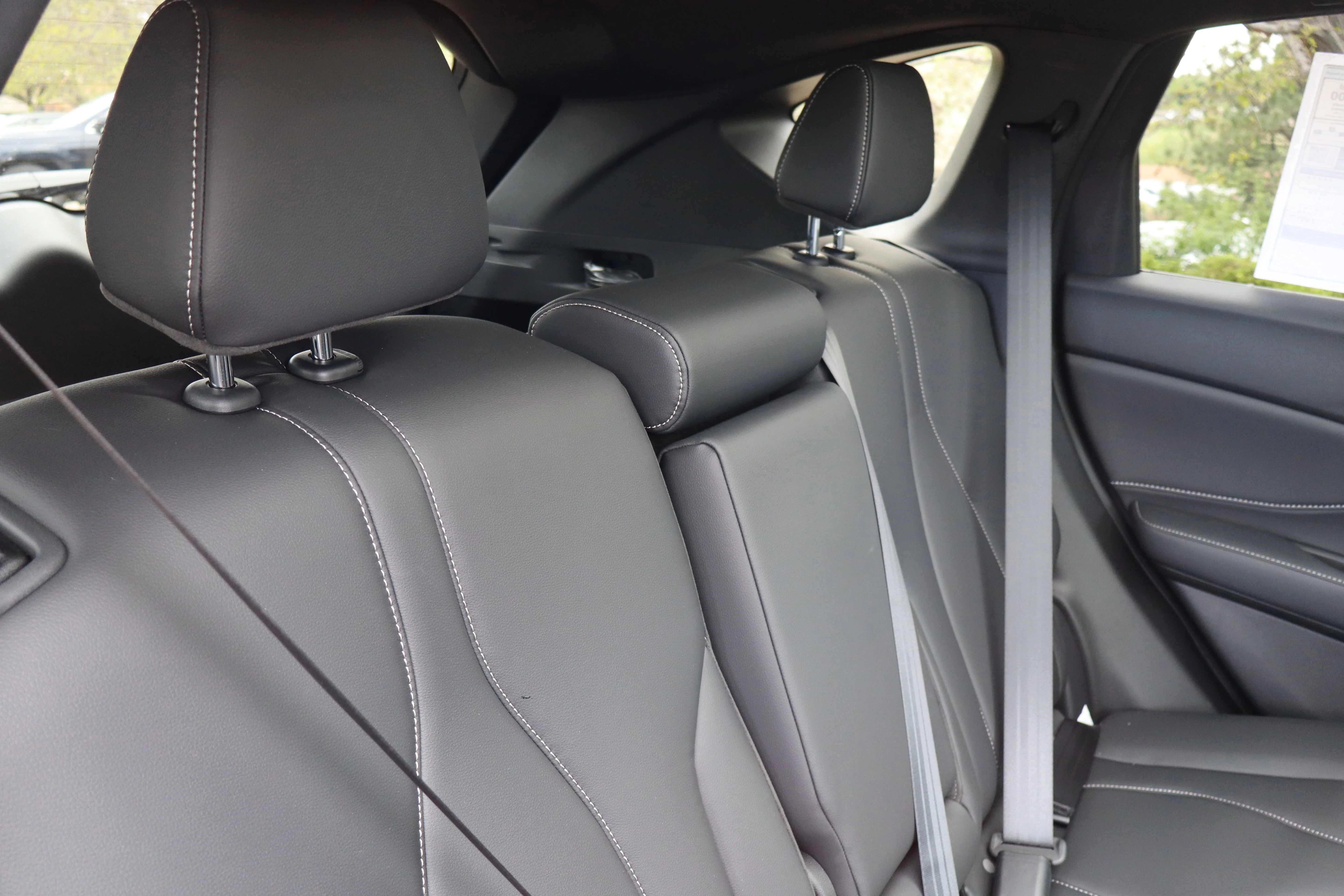 New 2026 Solar Silver Metallic Acura 4RDX image 30