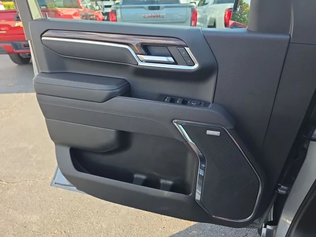 Used 2025 Gray Chevrolet LT Trail Boss image 28