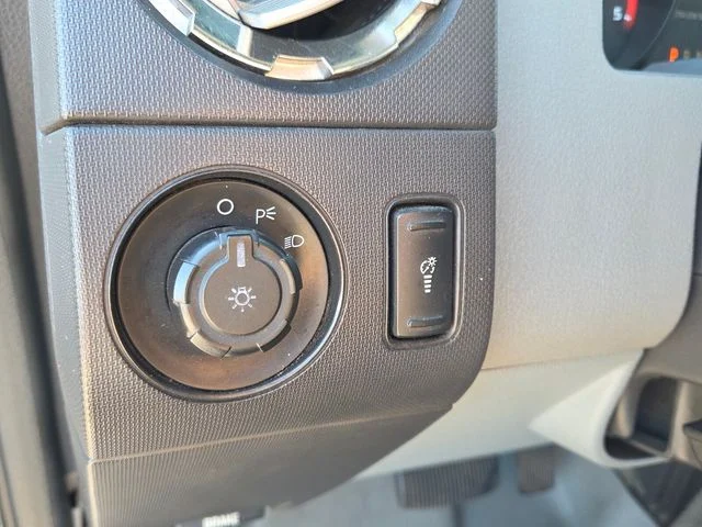 Used 2012 White Ford XLT image 30