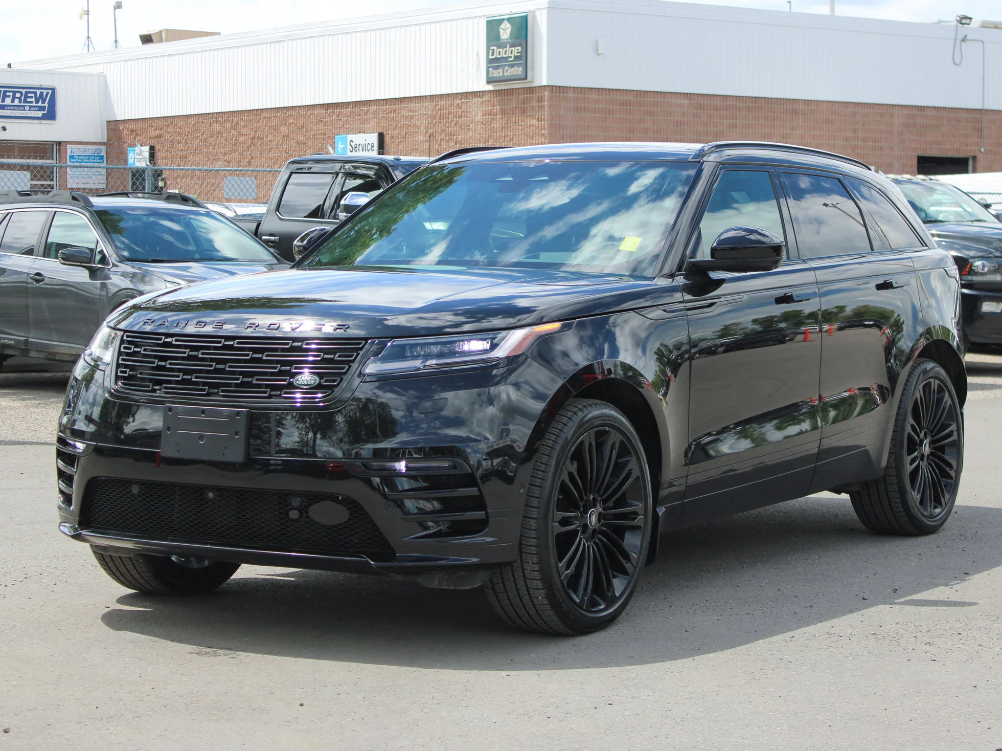 Certified Used 2024 Black Land Rover Dynamic HSE * Mild-Hybrid | 395 HP | Apple CarPlay | Massage Seats | Meridian image 12