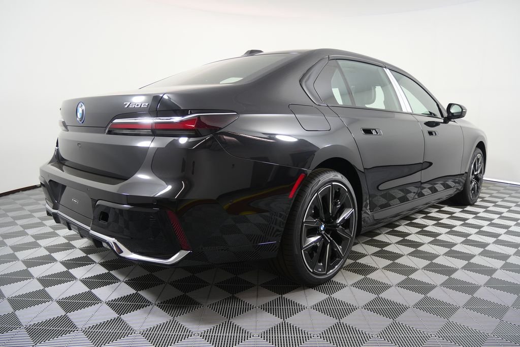 Used 2026 Black Sapphire Metallic BMW 750e xDrive image 3