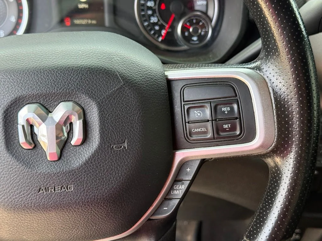 Used 2022 White Ram Big Horn image 19
