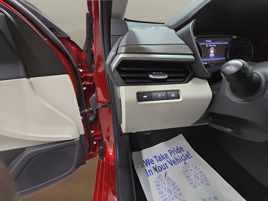 Used 2025 Red Nissan 2.5 SV image 11