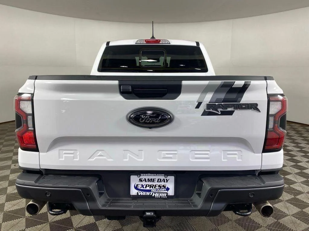 Used 2025 Oxford White Ford Raptor image 19