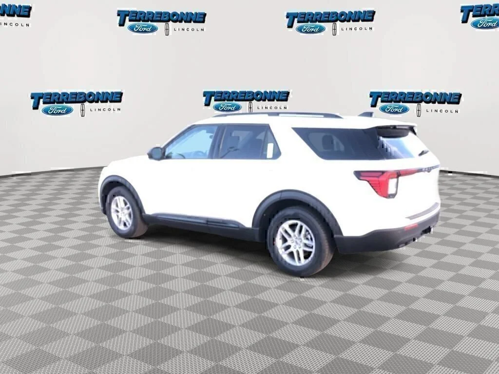 2026 Ford Explorer Active - Photo 6