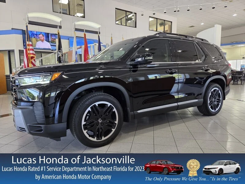 2026 Honda Pilot Touring AWD's photo