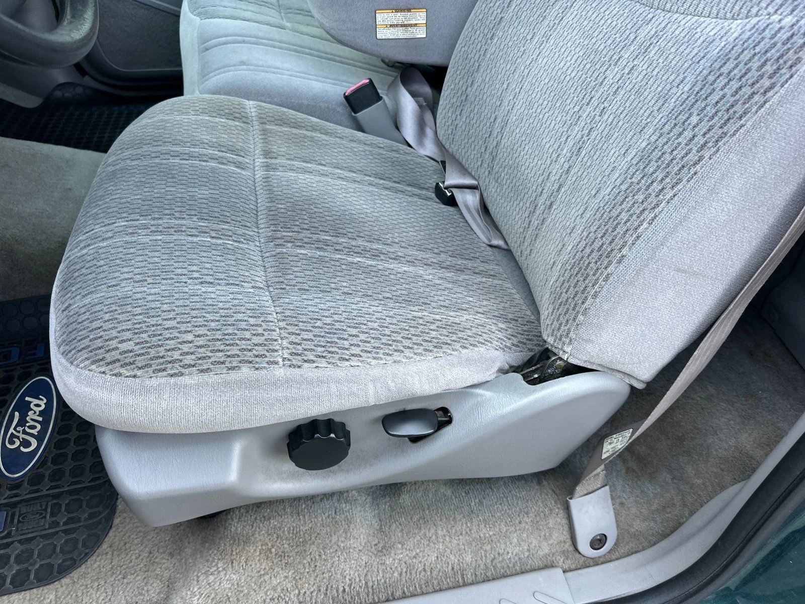 Used 1997 Teal Clearcoat Metallic Ford  image 11