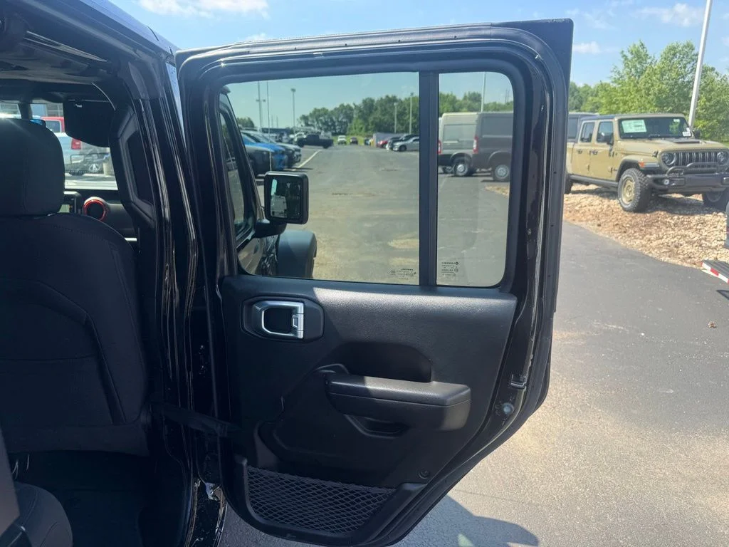Used 2022 Black Jeep Unlimited Sport S image 54
