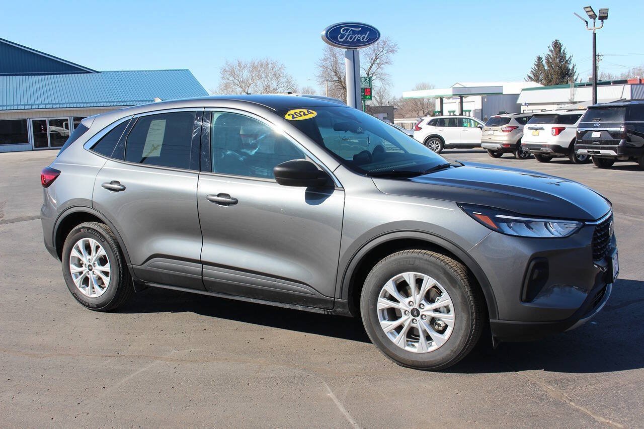 2024 Ford Escape Active