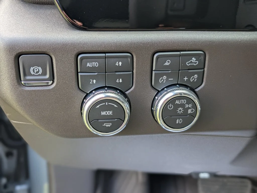 2026 GMC Sierra 1500 SLT - Photo 22