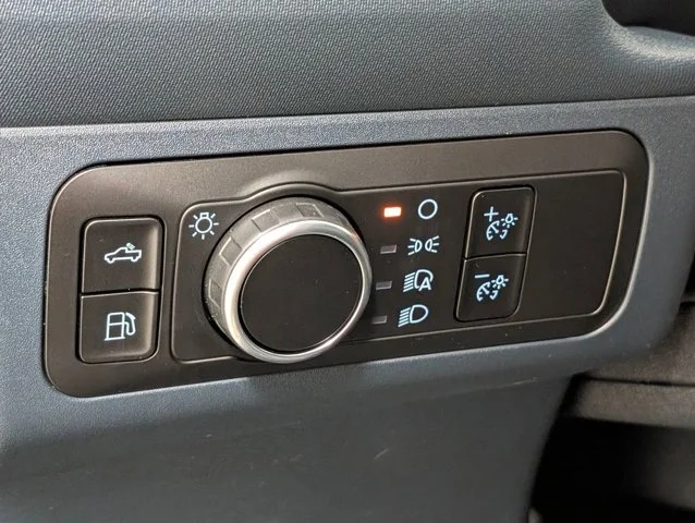 New 2026 Oxford White Ford XL image 35