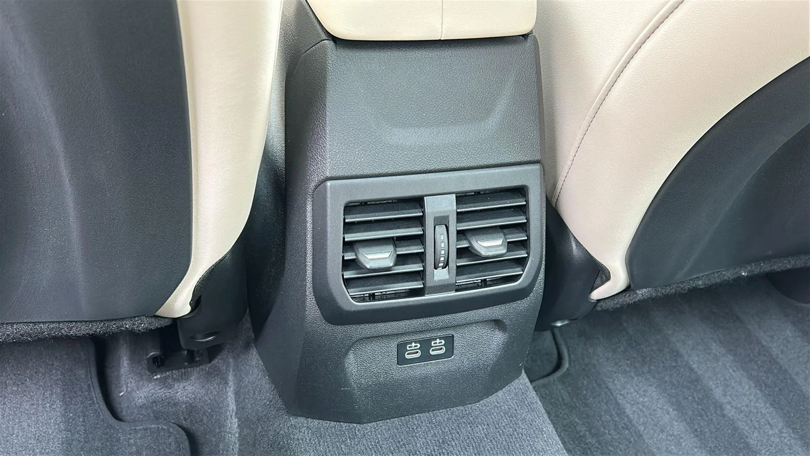 2025 BMW 2 Series 228 - Photo 28
