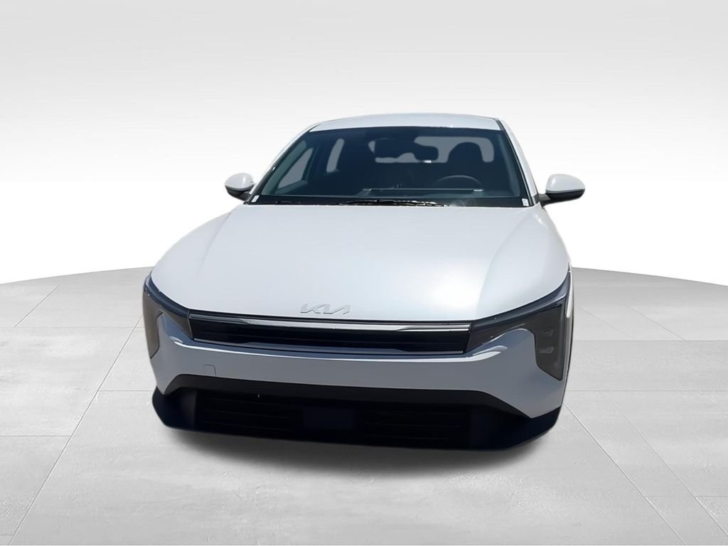 New 2026 White Kia LXS image 3