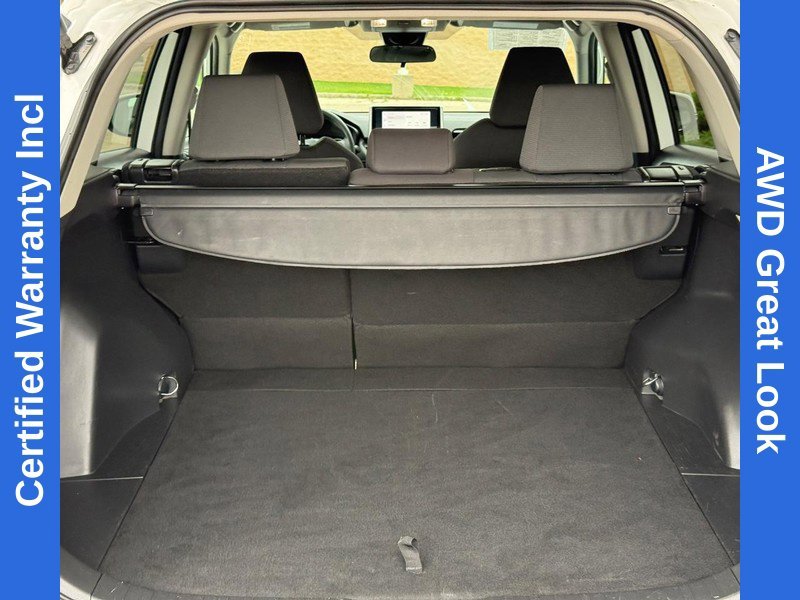 Used 2023 Ice Toyota XLE image 9