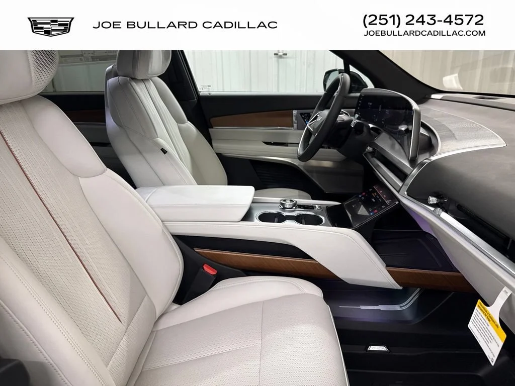 2027 Cadillac VISTIQ Sport - Photo 21