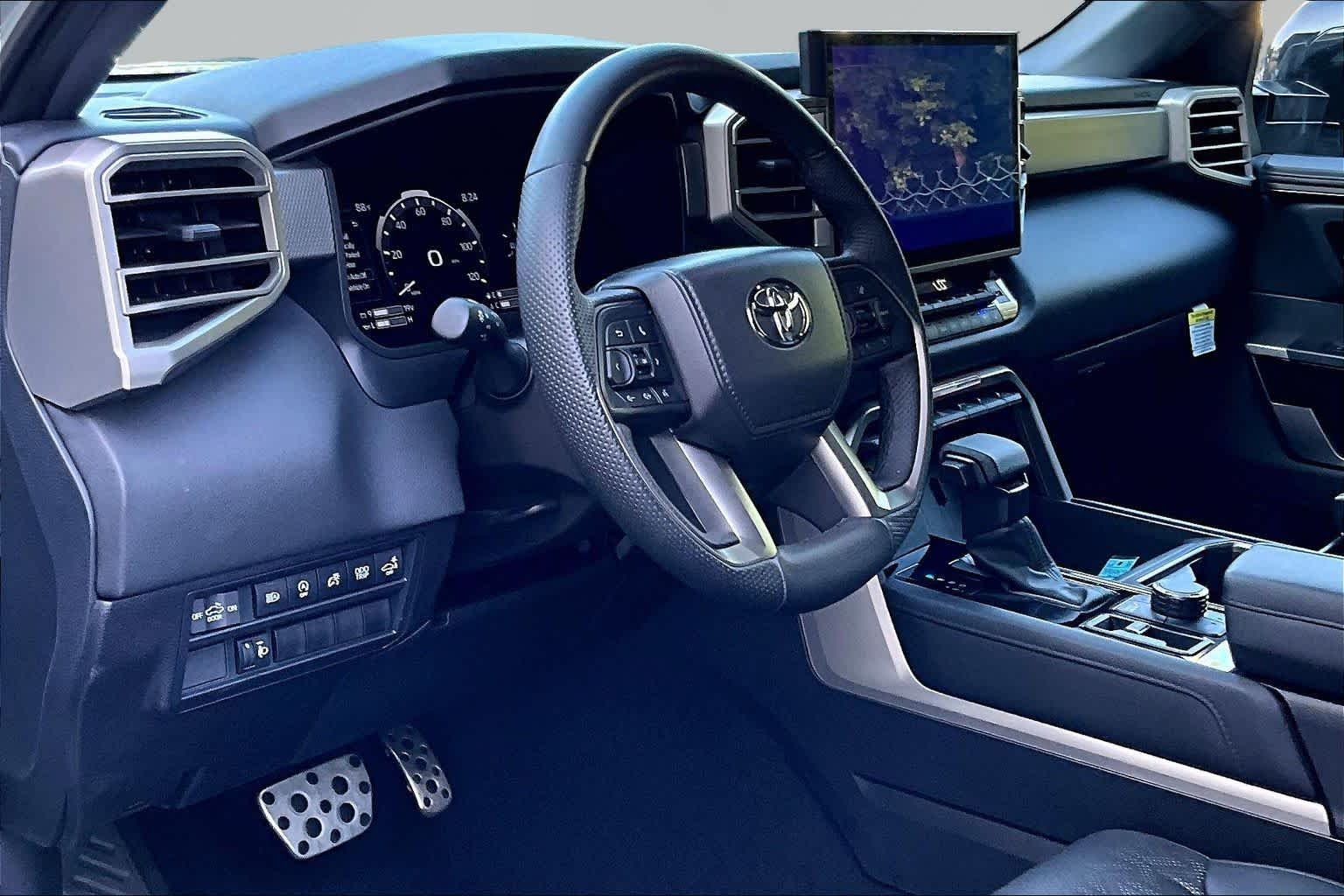Used 2025 Lunar Rock Toyota Limited image 18