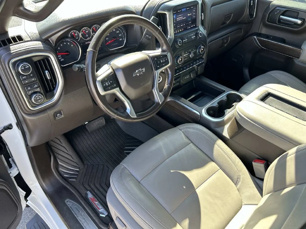 Used 2020 White Chevrolet LT Trail Boss image 39