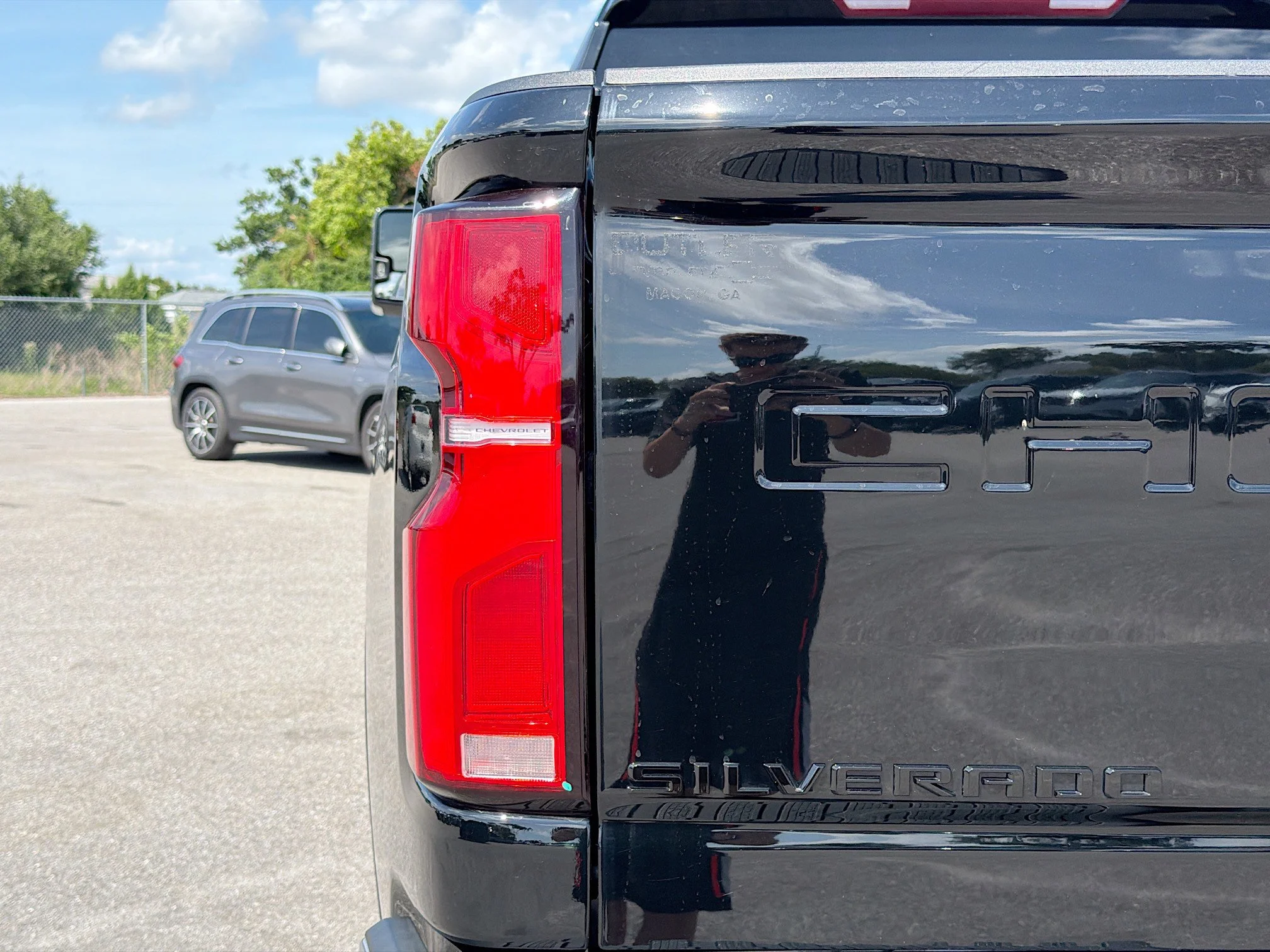 2024 Chevrolet Silverado 2500HD LTZ - Photo 10