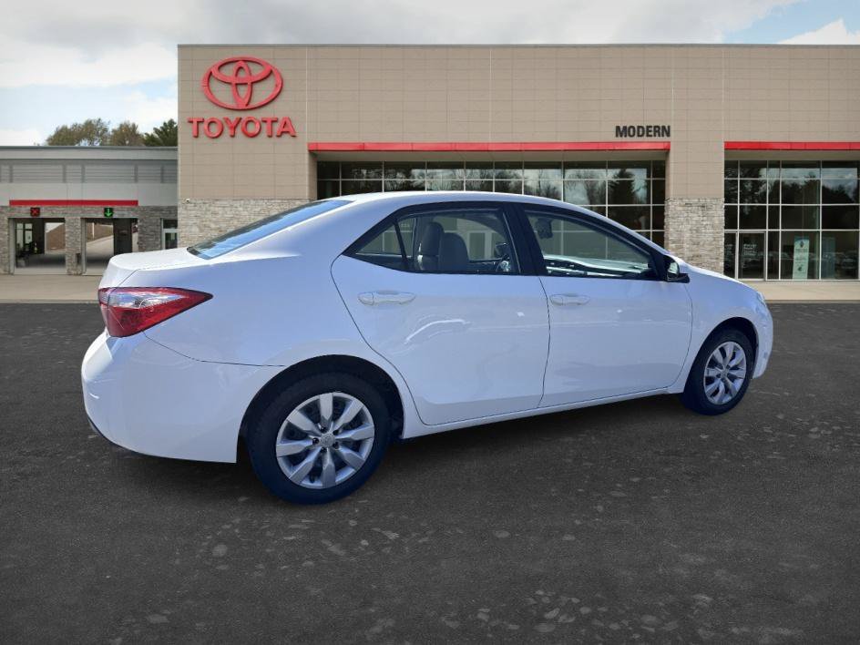 Used 2016 Super White Toyota LE image 7