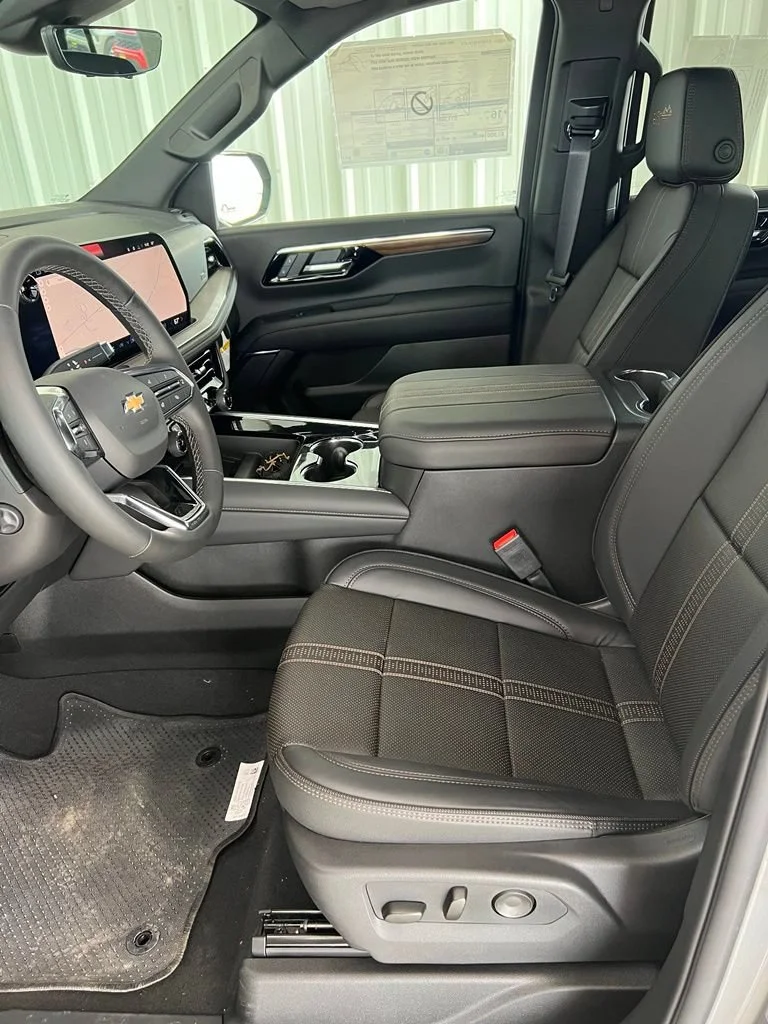 New 2026 Sterling Gray Metallic Chevrolet High Country image 8