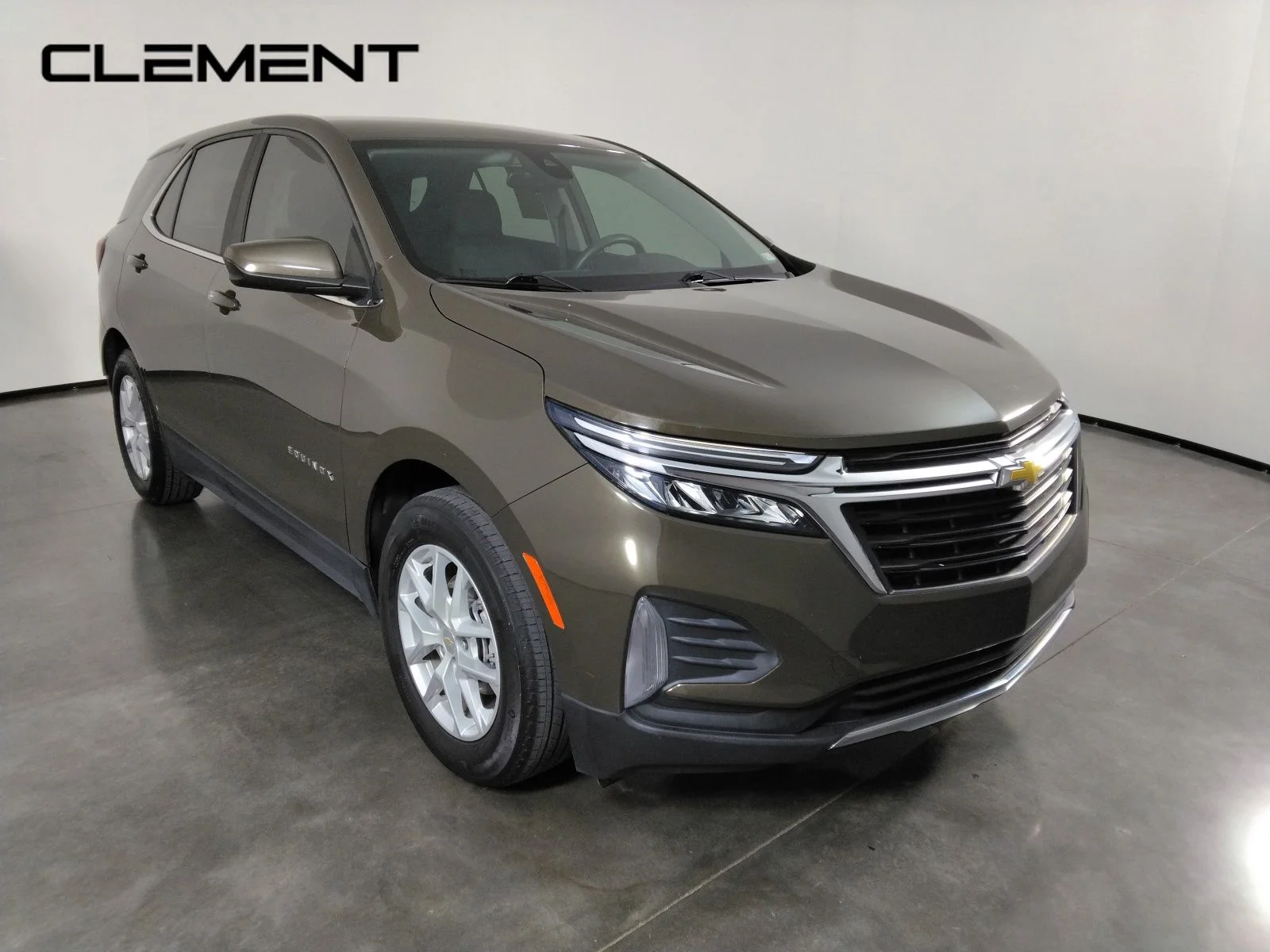 Used 2023 Brown Chevrolet LT image 3