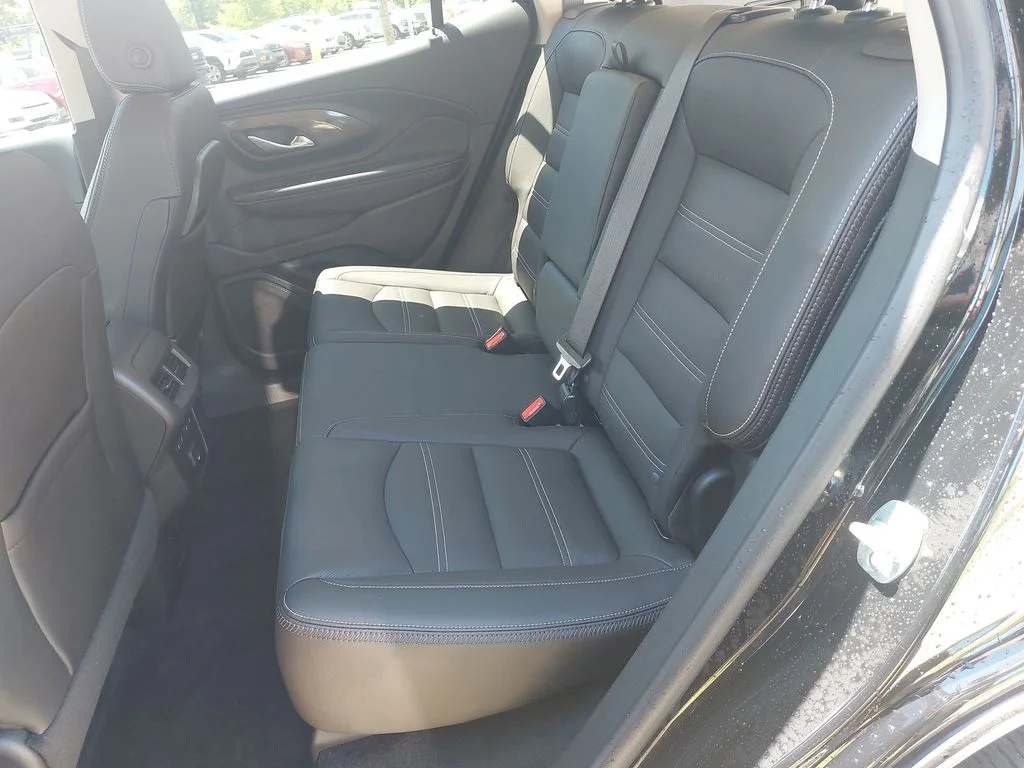 Used 2024 Black GMC Denali image 14