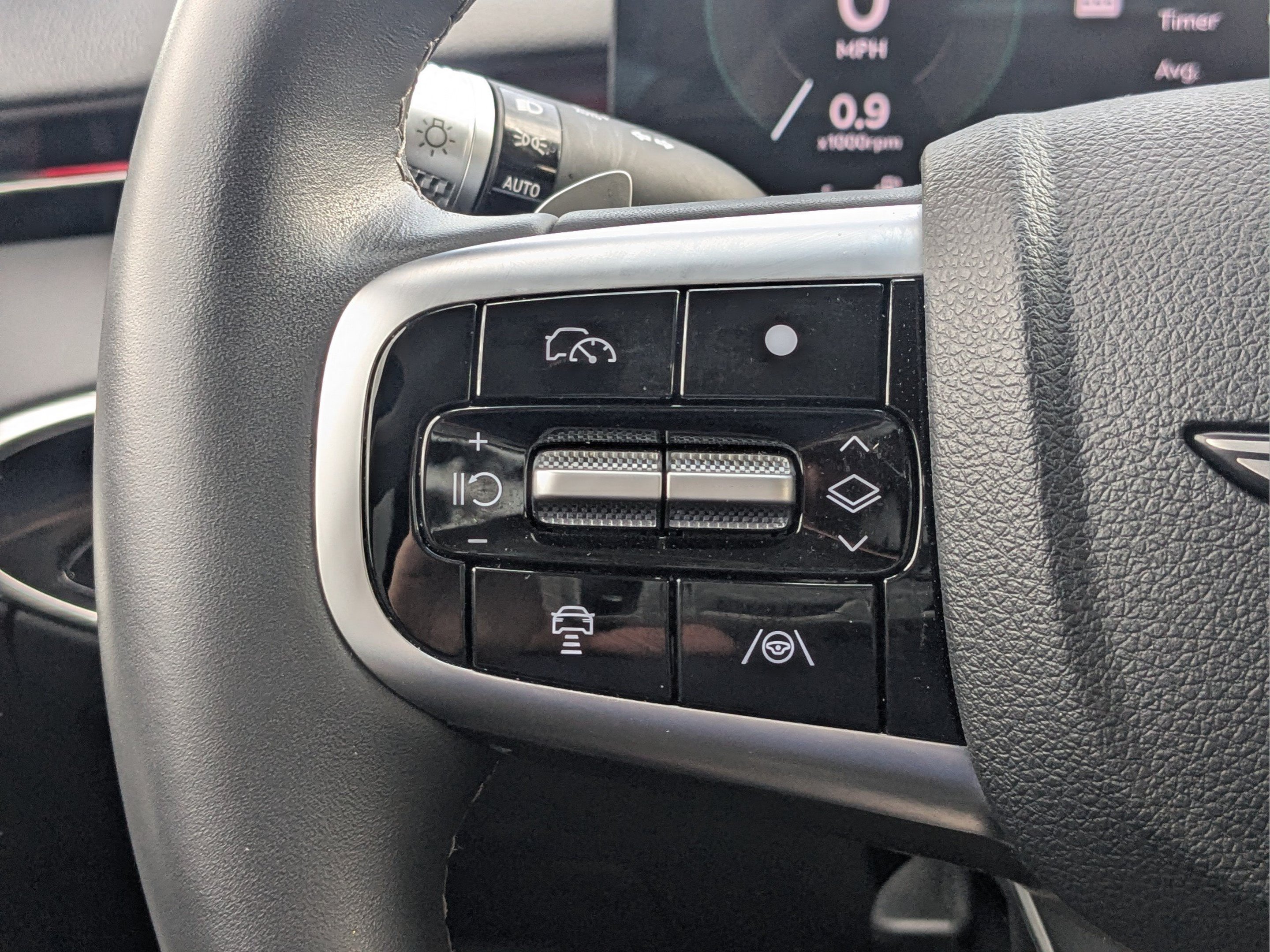2026 GENESIS GV70 Standard - Photo 26