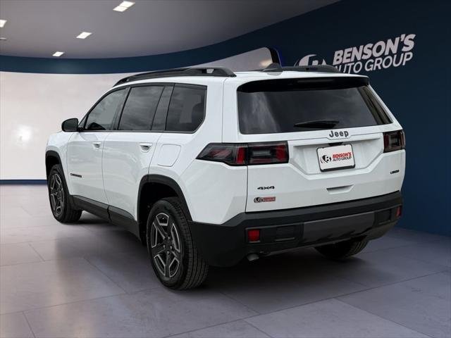 New 2026 Bright White Clear-Coat Exterior Paint Jeep Laredo image 3