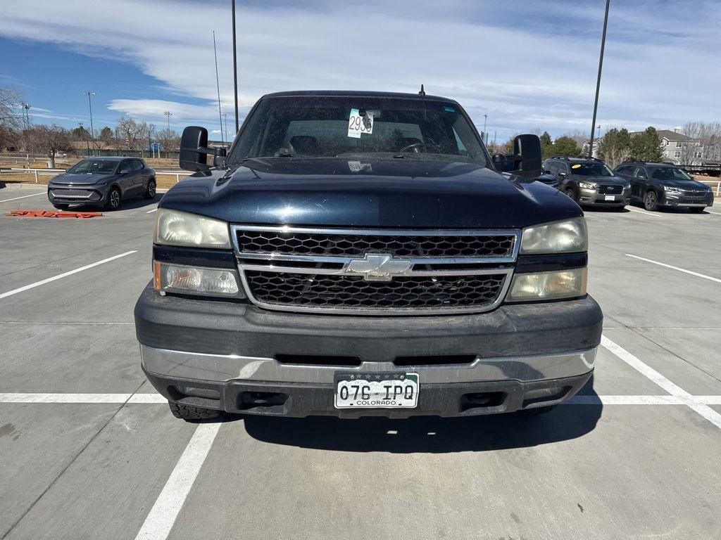 Used 2006 Chevrolet Silverado 2500HD LT2 with VIN 1GCHK29U56E202472 for sale in Broomfield, CO