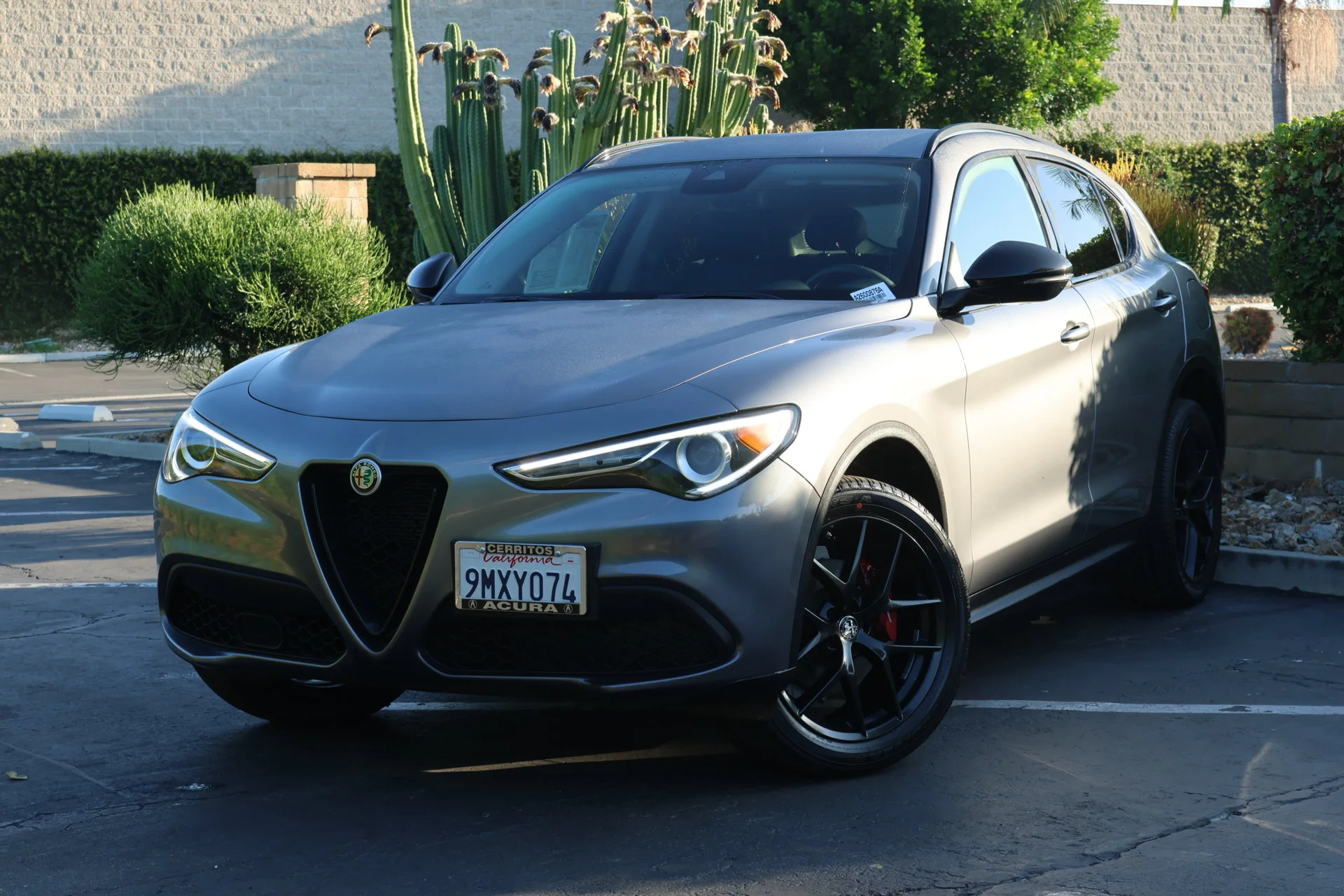 Used 2020 Gray Alfa Romeo Base image 1